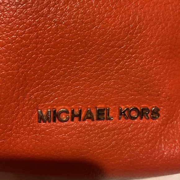 Michael Kors Burnt orange leather crossbody - Picture 7 of 8